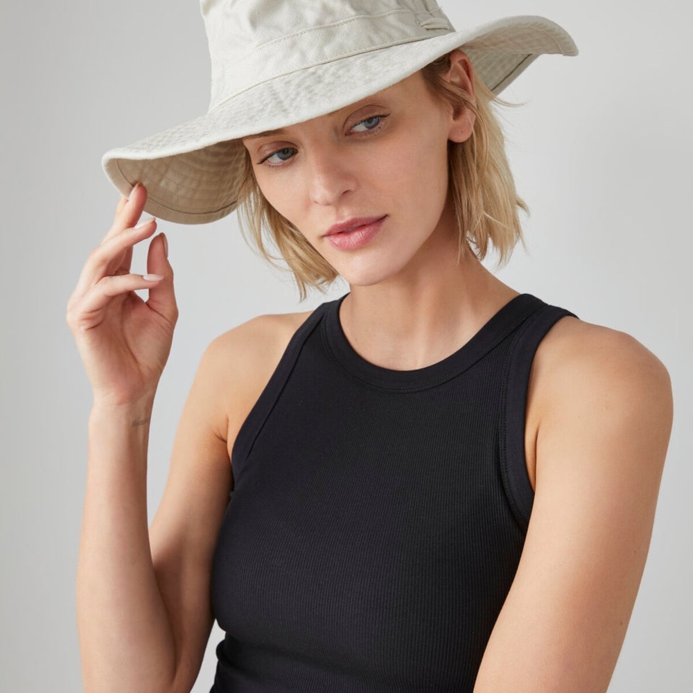 tilley * NWT L * WIDE BRIM t3 vintage wanderer sun hat UPF 50+ stone khaki